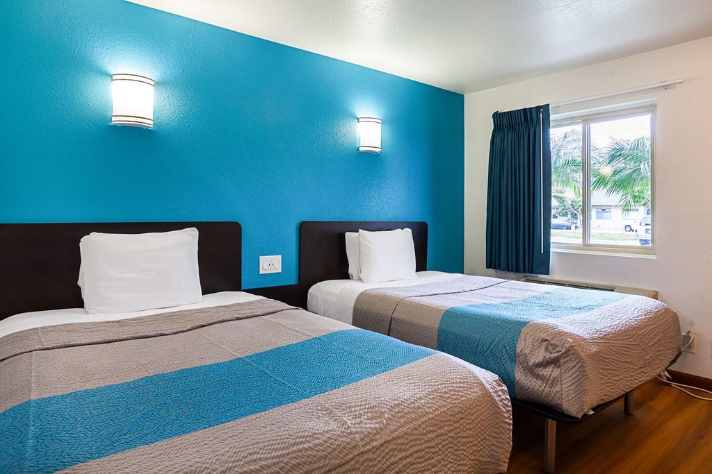 Motel 6-Ventura, Ca - Downtown Luaran gambar